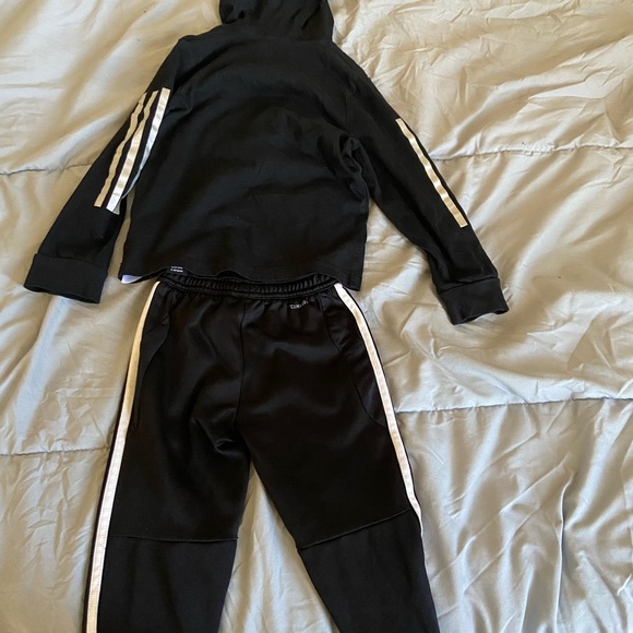 ADIDAS SET TODDLERS 3T - Picture 2 of 4